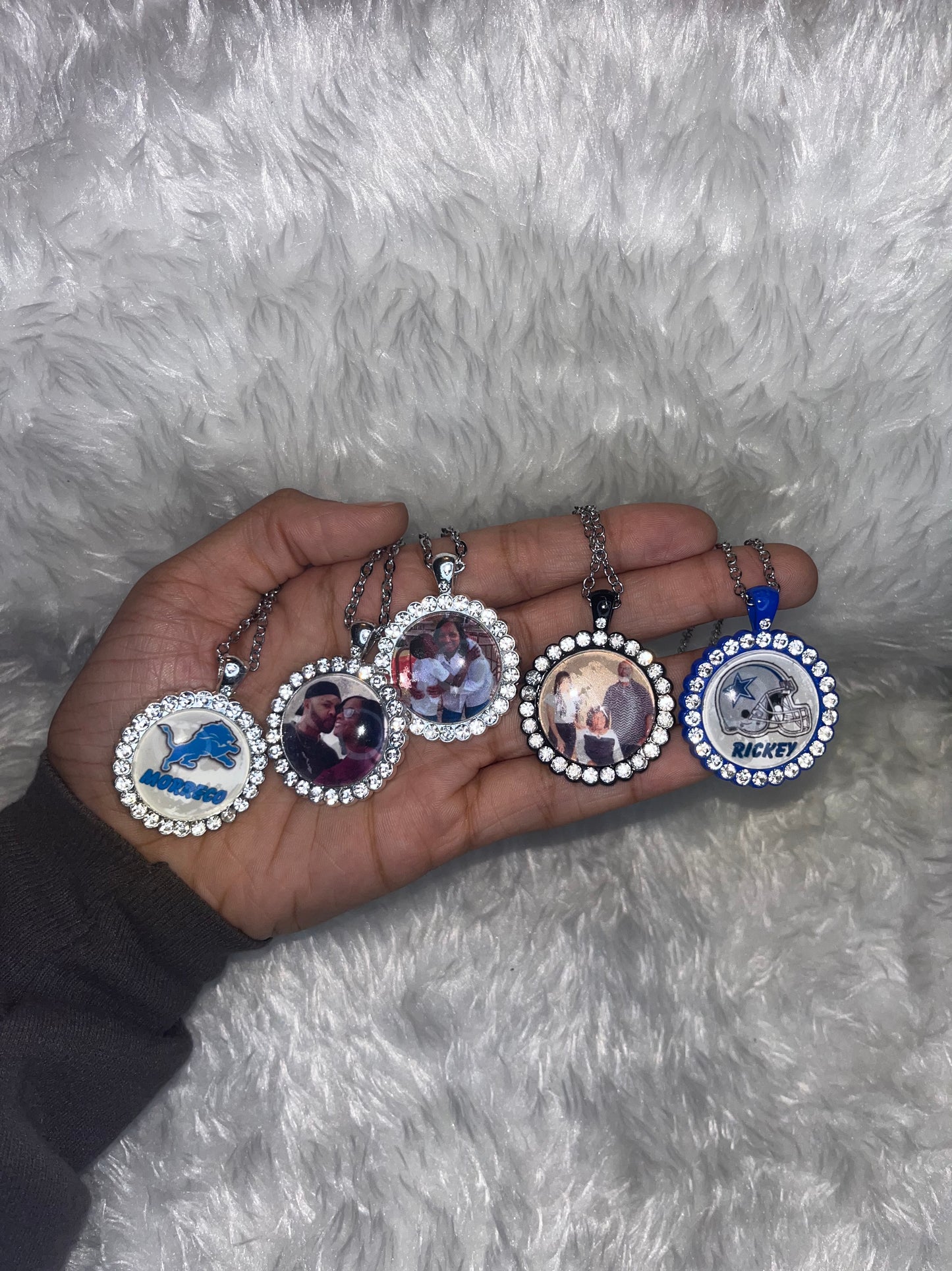 Custom pendant necklaces