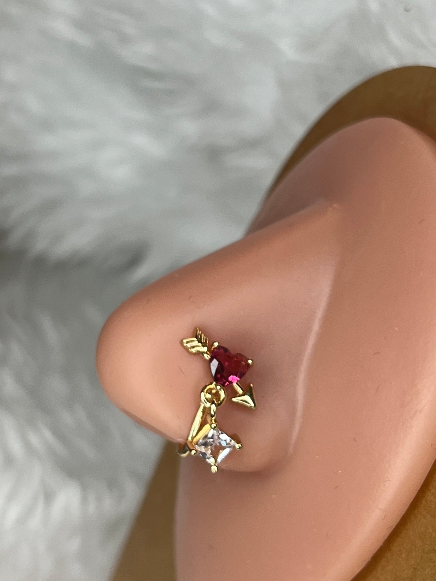 Lovaro Nose Cuff
